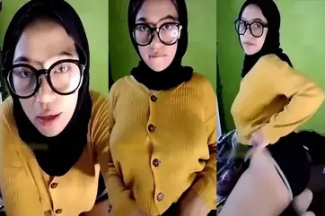 Bokep Jilbab Ukhti Pamer Dada Karena Disawer Koin